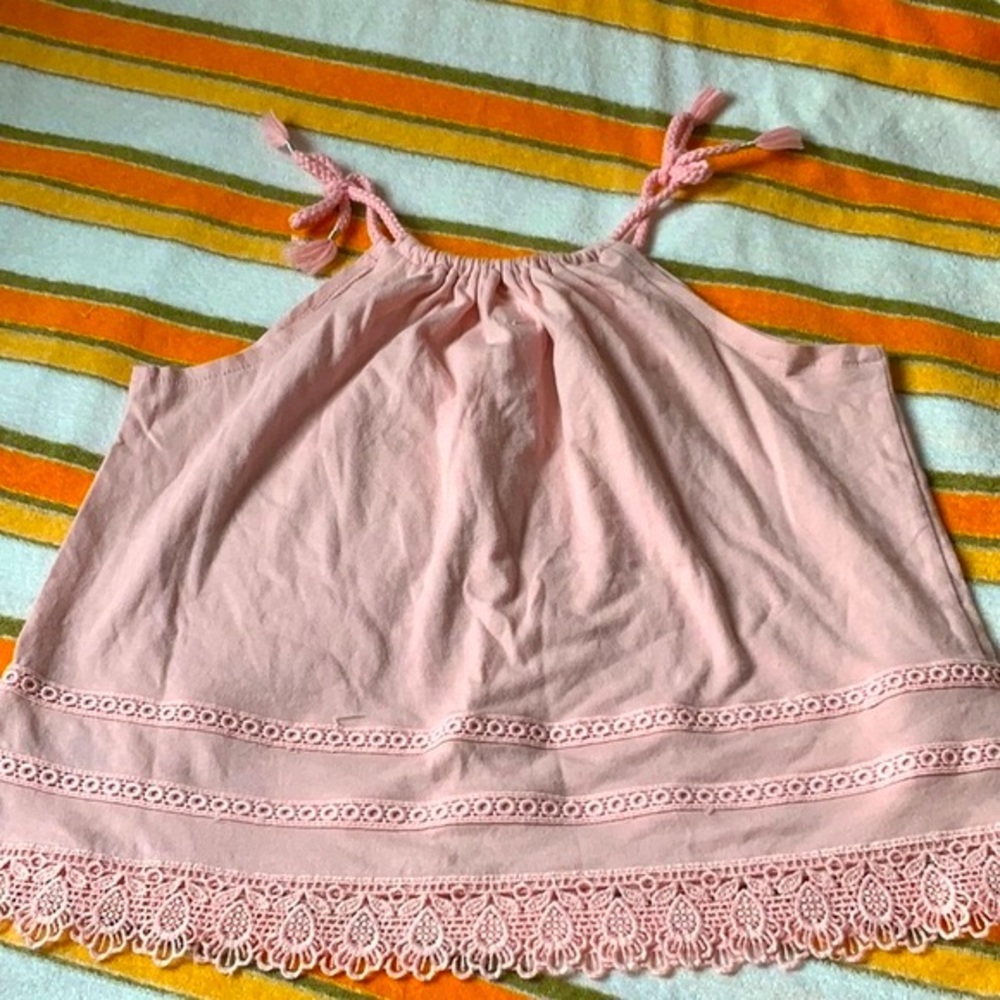 NWT Gap girls lace tank top in medium 8-9